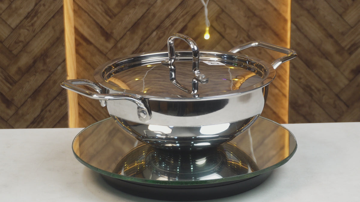 Load video: MM Maxi Triply Extra Deep Kadai With Lid 22cm/2.7L 169