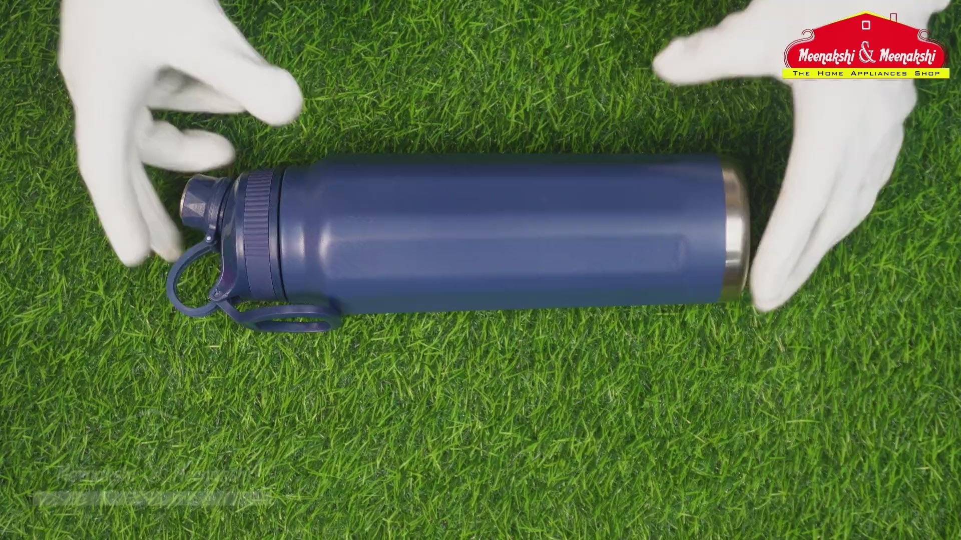 Load video: Flip Vaccum Water Bottle 750ml