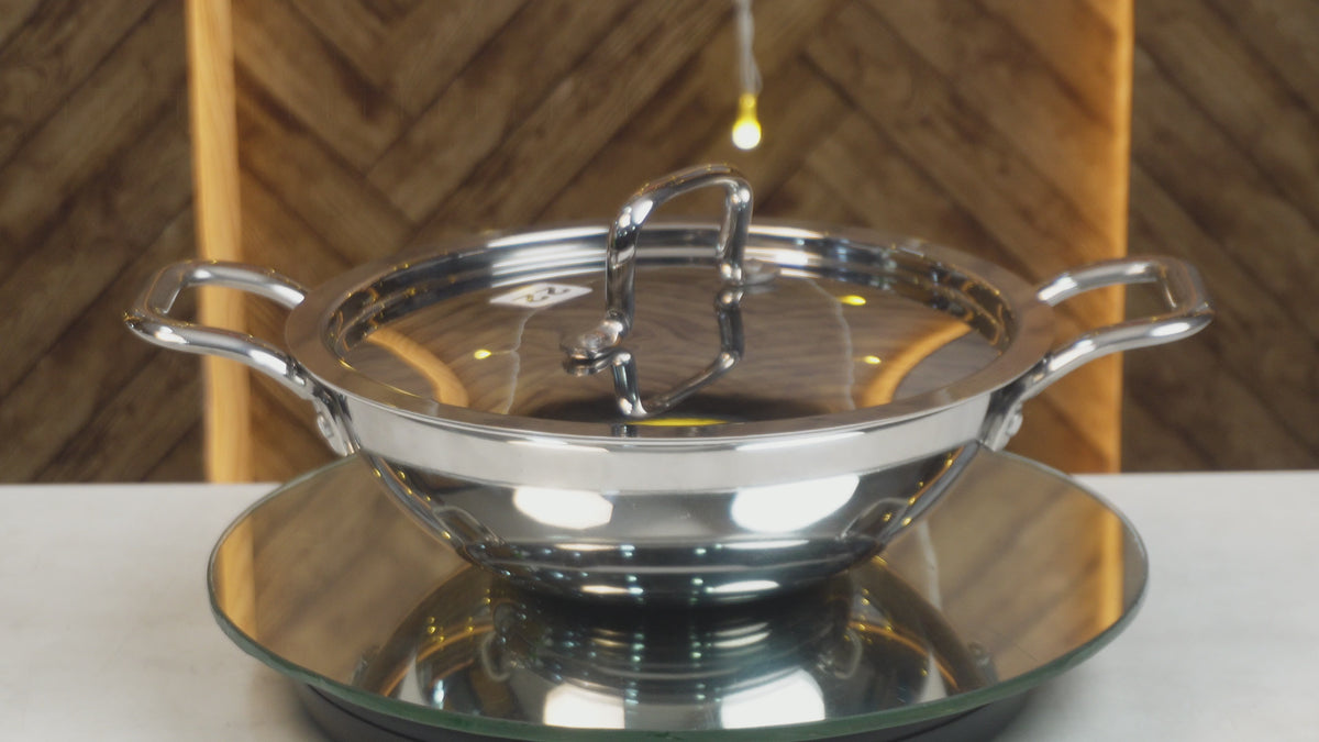 Load video: MM Maxi Triply Kadai With Lid